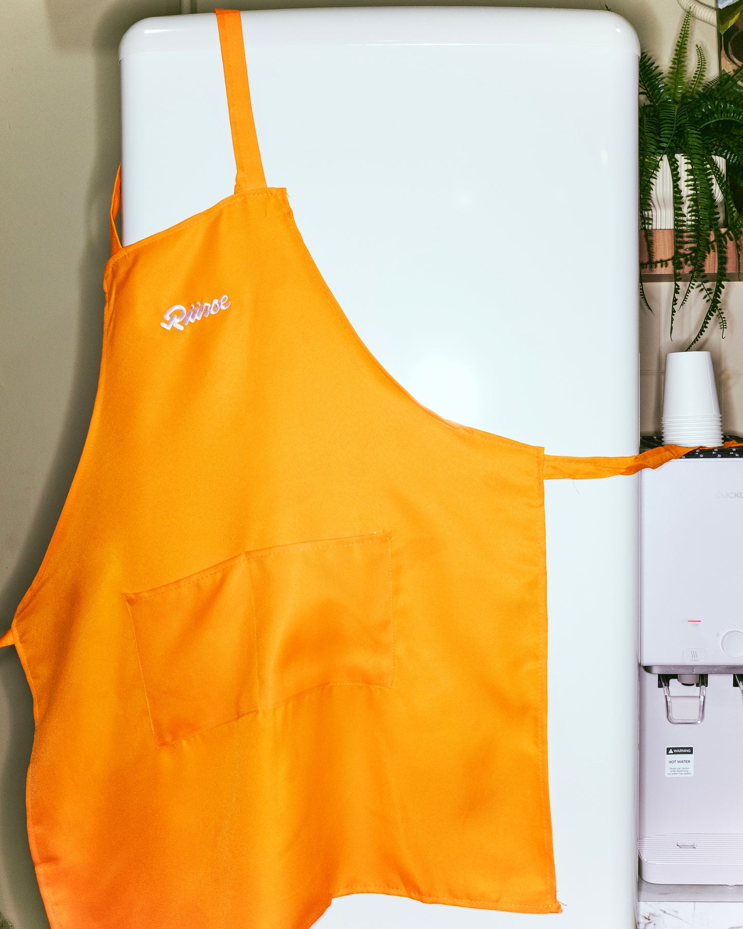 CNY Riinse Be-Iconic Apron